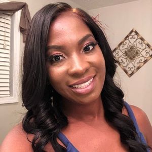 Meet your Posher, Renita